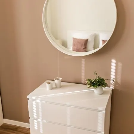 Hangar 19 Superior Mit Seeblick H5w2 Apartmán